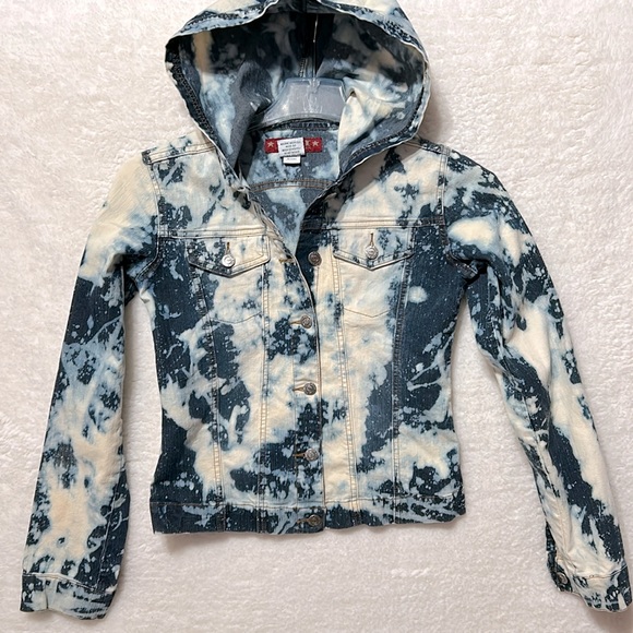 YMI bleached, splattered, hooded, lightweight, jean jacket, medium - Picture 4 of 7
